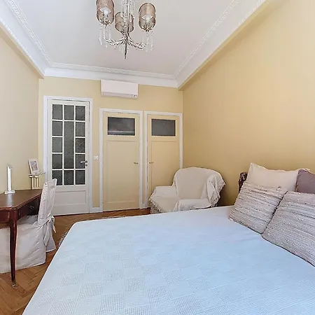 Semiramis By Interhome Apartman